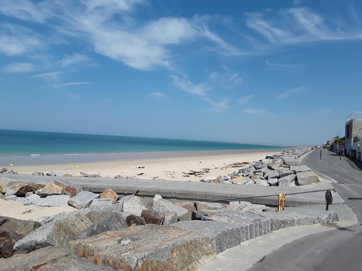 Maison De Vacances A Saint Martin De Brehal Pres De Granville ภายนอก รูปภาพ